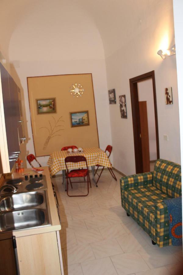 Gisira Appartment カターニア エクステリア 写真