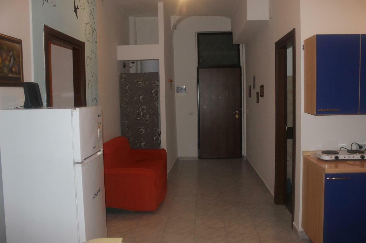 Gisira Appartment カターニア エクステリア 写真