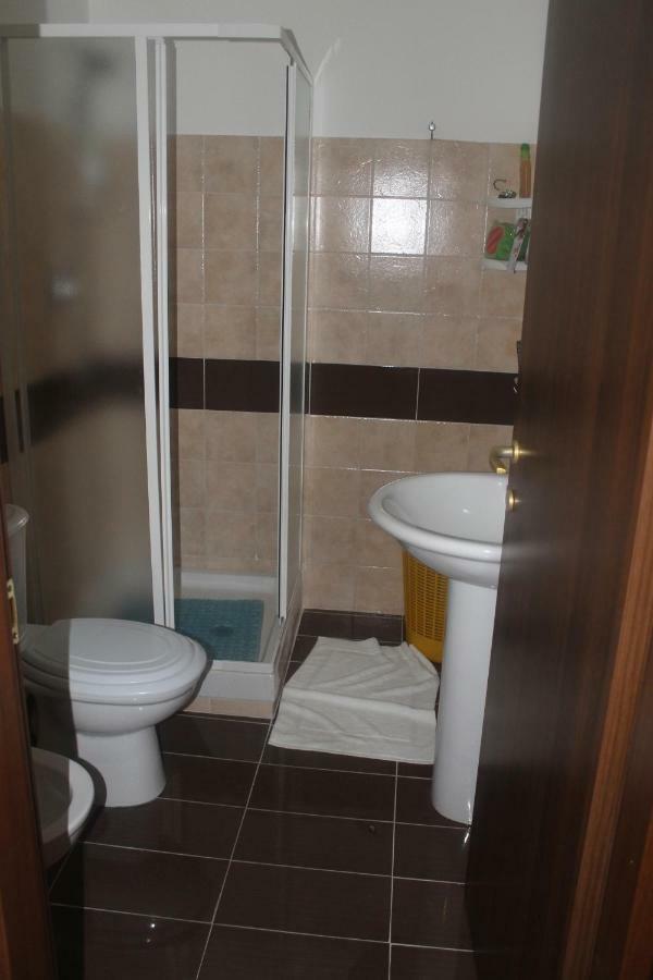 Gisira Appartment カターニア エクステリア 写真